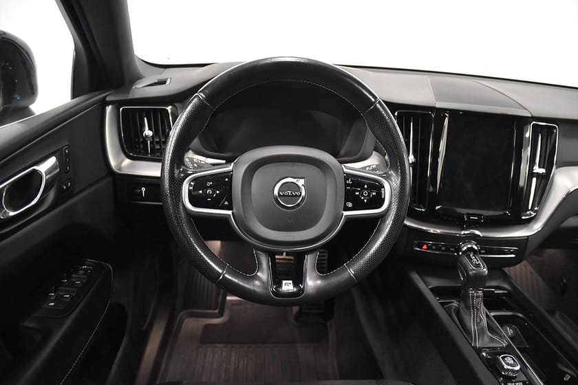 Bild 2 av Volvo XC60 T5 AWD R-design Drag Keyless AdaptivF P-värm Navi Rattv 254hk