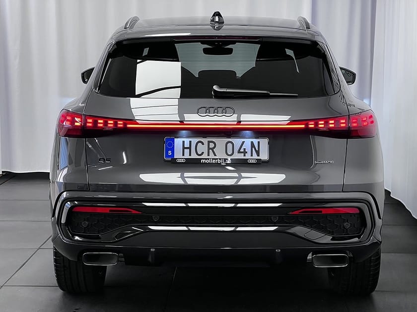 Bild 4 av Audi Q5 e-hybrid quattro Sportback SUV Hybrid 270kw Drag/Värmare/Svart Opt/20