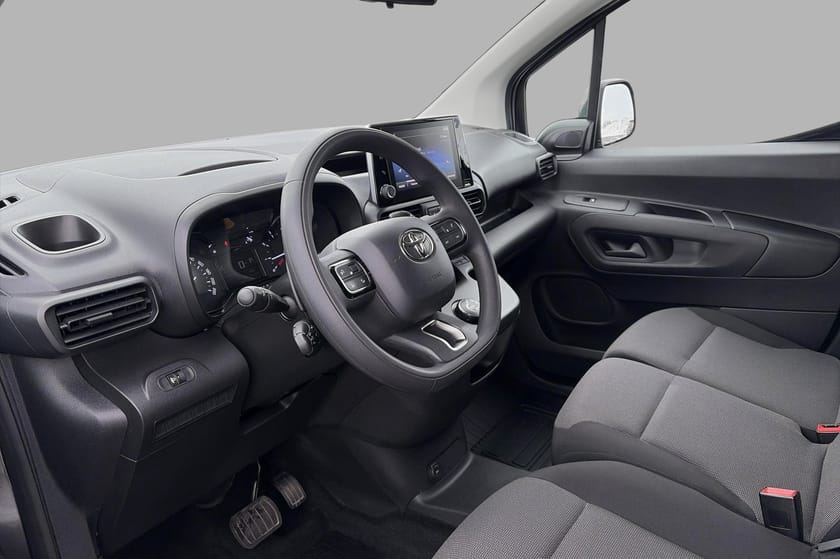 Bilde 2 av Toyota ProAce City 1,5 diesel 130HK automat L1 kort, h-feste, kamera