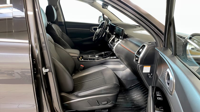 Bild 3 av Kia Sorento PHEV ADVANCE 265Hk / Kamera / Drag / 7 sits