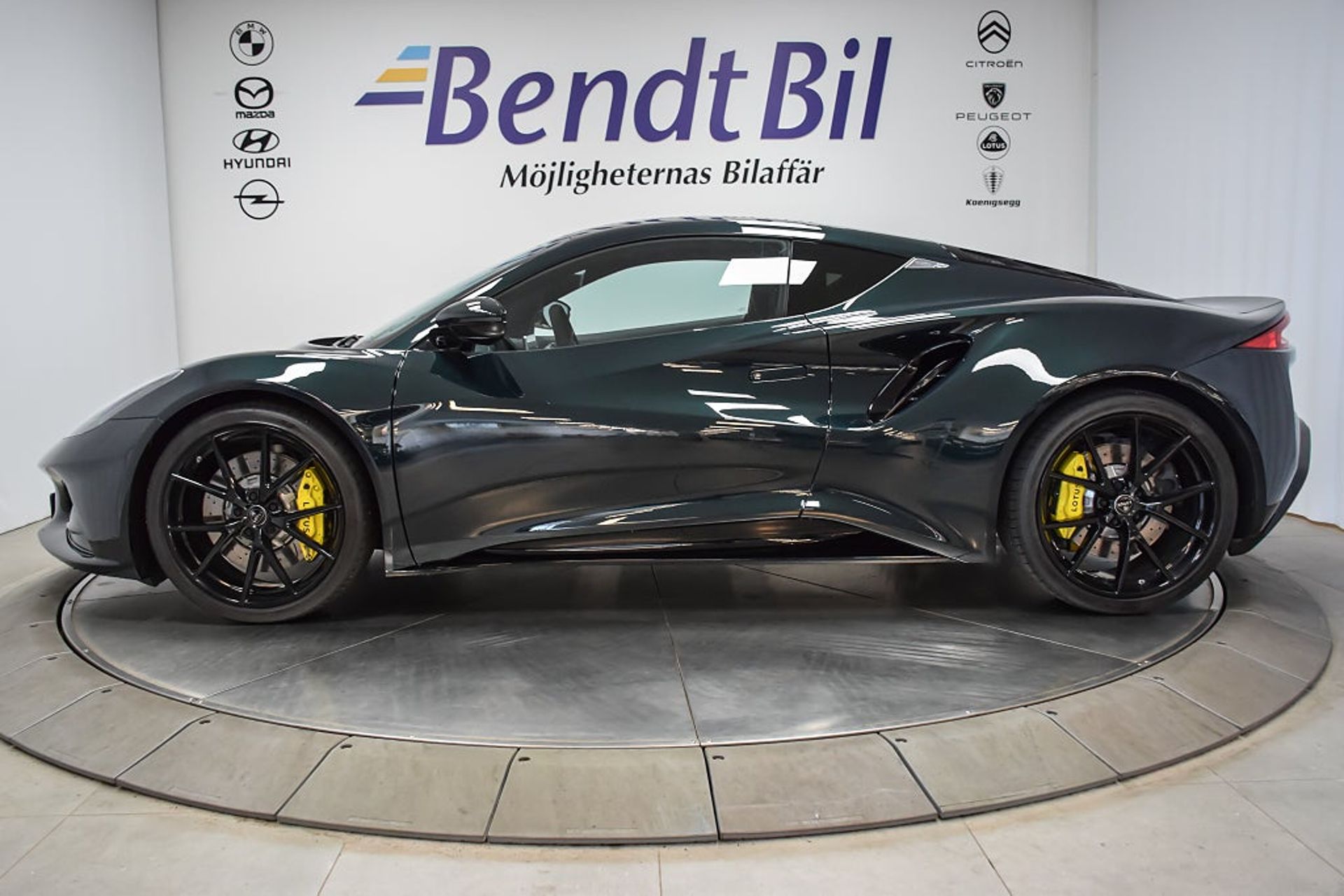 Lotus Emira Turbo SE 2.0 DCT 2025, photo 7/10