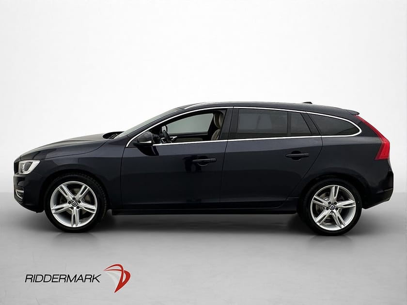 Bild 2 av Volvo V60 D4 Classic Summum Drag P-sens Skinn Adaptiv Navi