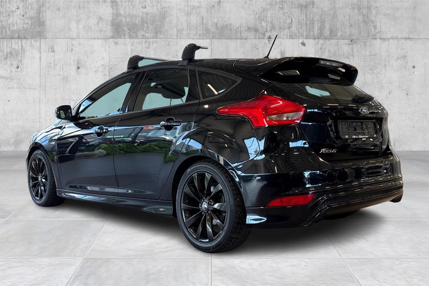 Bilde 3 av Ford Focus 1.0l 125hk EcoBoost ST-LIne /Takstativ / SYNC / DAB