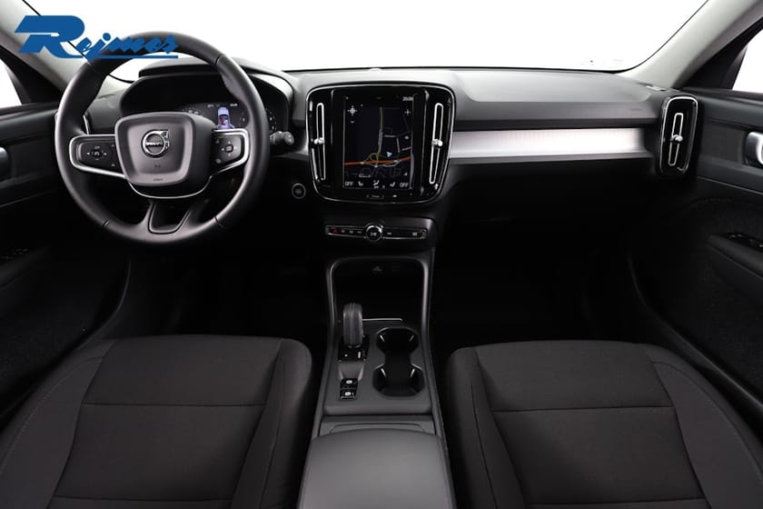 Bild 2 av Volvo XC40 T2 FWD Momentum