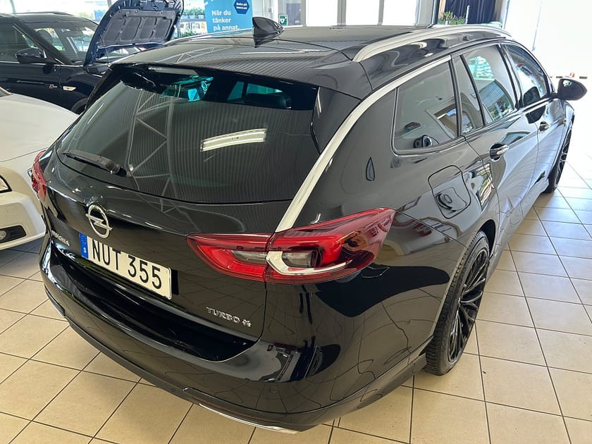 Bild 4 av Opel Insignia Sports Tourer 2.0 Turbo 4x4 Business Euro 6 Med Drag