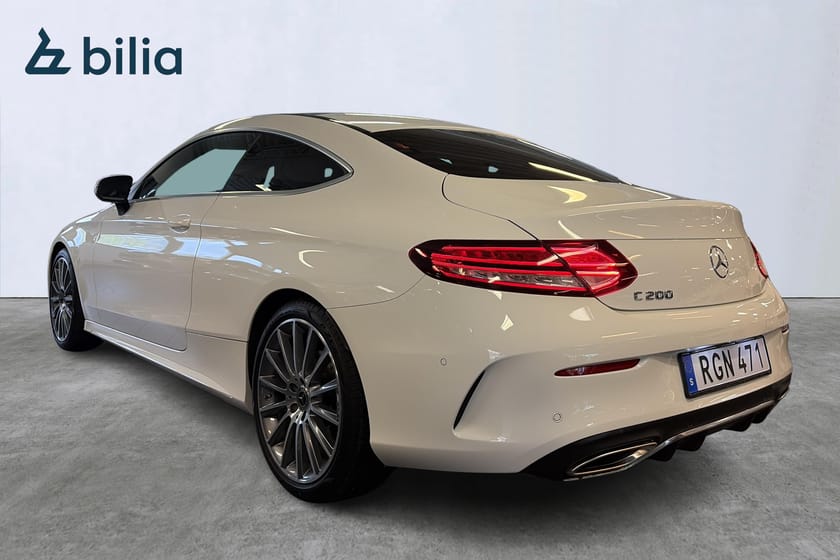 Bild 4 av Mercedes-Benz C 200 Coupé AMG/Panorama/Burmester