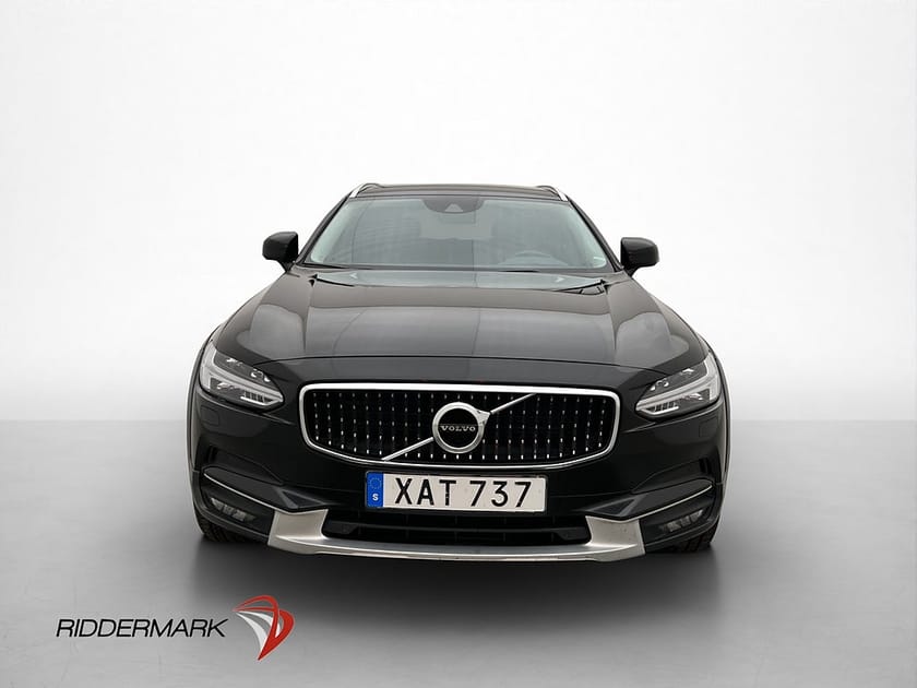 Bild 2 av Volvo V90 Cross Country D4 190hk AWD Värmare CarPlay Drag