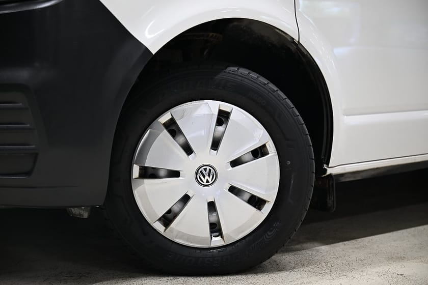 Bild 4 av Volkswagen Transporter 4Motion 150HK L2 Servicebil|Inredd|Dubbelgolv|SeUtr!!