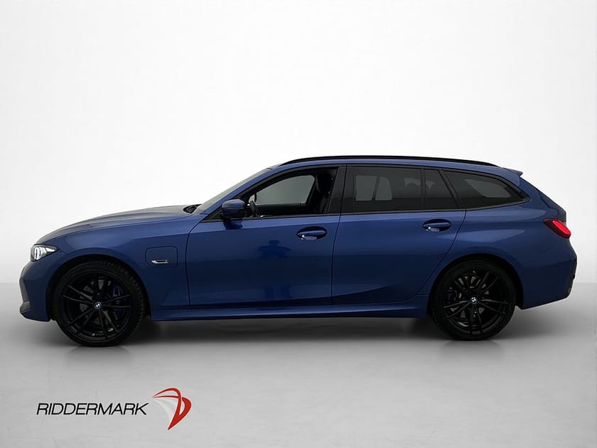 Bild 4 av BMW 330e xDrive Touring 330 M Sport Wide B-Kamera Navi Drag Carplay