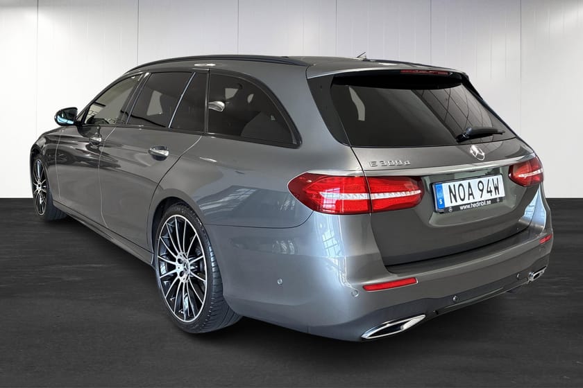Bild 3 av Mercedes-Benz E 300 T d KOMBI