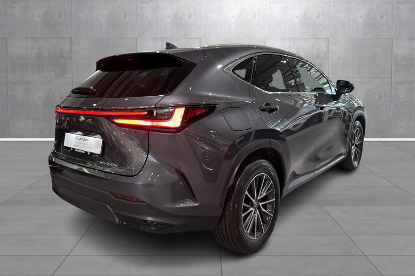 Bilde 3 av Lexus NX 450h+ Executive