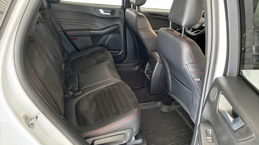 Bild 5 av Ford Kuga Plug-In Hybrid ST-Line Plug-In,Drag - 2023,PL fr 4790/månaden 18 månader