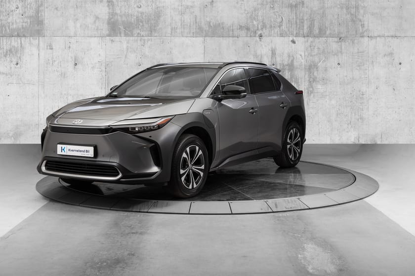 Bilde 2 av Toyota bZ4X Executive - 360/Elstol/Ventilerte/Navi/Hengerfeste
