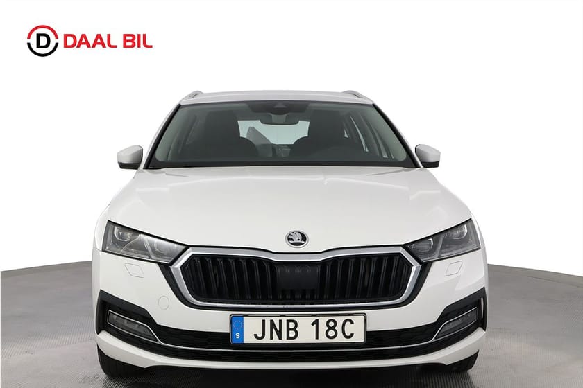 Bild 2 av Škoda Octavia Kombi 2.0 TDI 150HK STYLE DRAG P-VÄRM COCKPIT B-KAM NFC