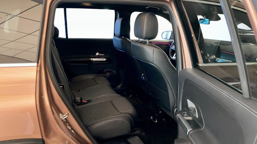 Bild 5 av Mercedes-Benz GLB 200 d 4MATIC 200d / Kamera / Drag