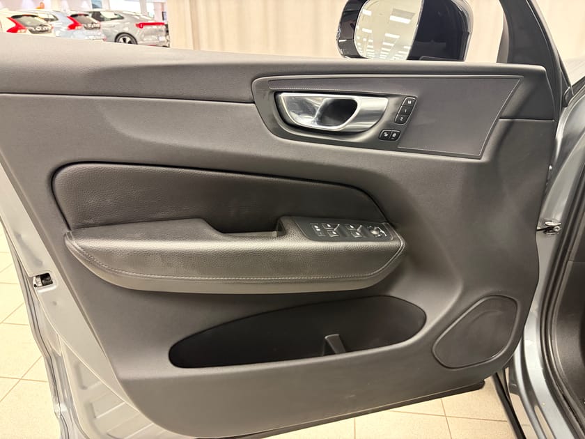 Bild 5 av Volvo XC60 B4 AWD Diesel R-Design