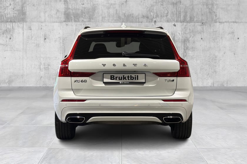 Bilde 4 av Volvo XC60 T8 R-Design / Krok / Harman Kardon / Panorama / Skinn