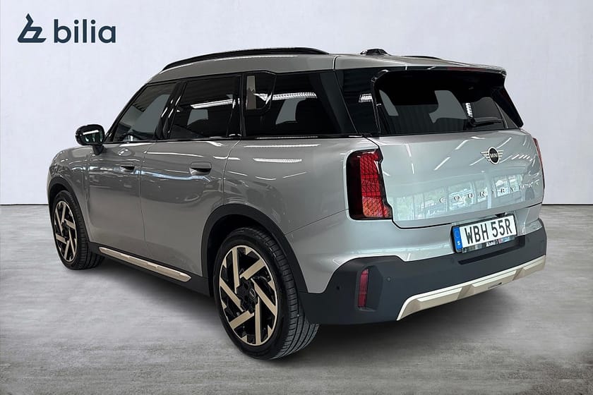 Bild 2 av MINI Countryman E ELECTRIC / FAVOURED / XL-PAKET / DRAG / H/K / PANORAMA