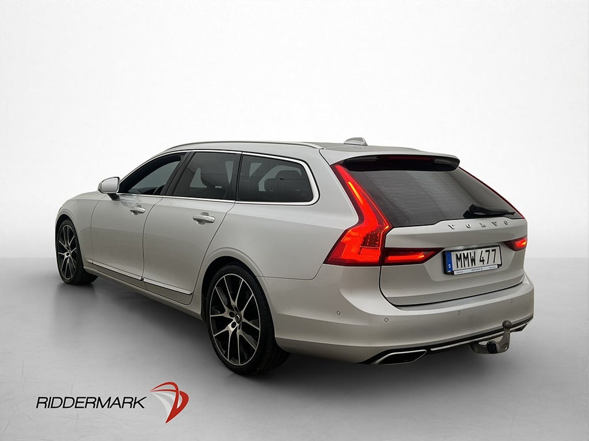Volvo V90 2018, kuva 5/40