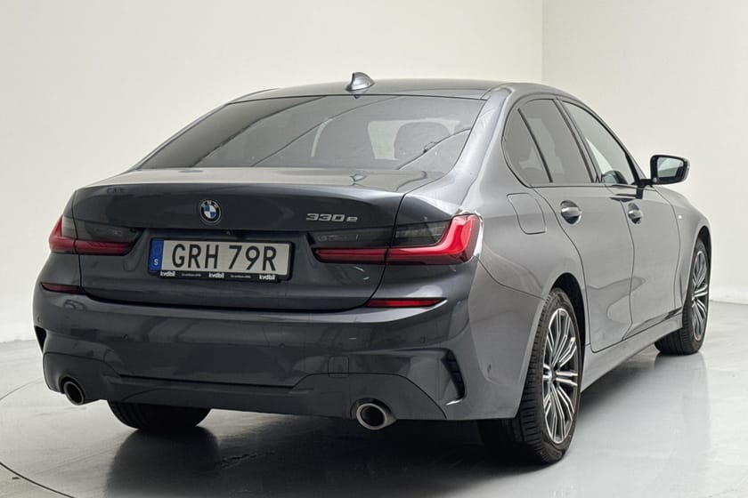 Bild 3 av BMW 330e Sedan 330 Sedan, G20 (292hk) M Sport GPS Backkamera