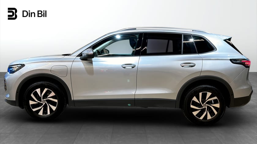 Bild 2 av Volkswagen Tiguan eHybrid Life DSG Assistans/Drag