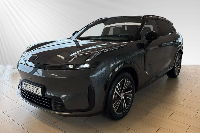 Bild 1 av Lynk & Co 08 PHEV More