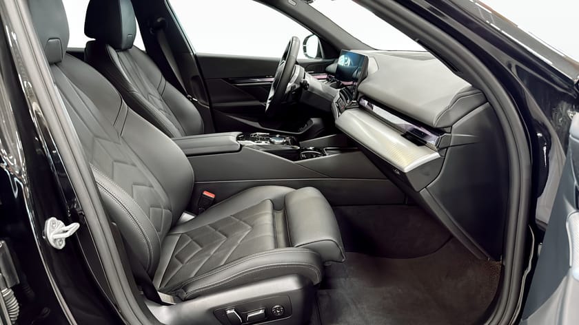 Bild 3 av BMW 530e xDrive Touring M Sport Drag Harman/Kardon Adaptiva Led