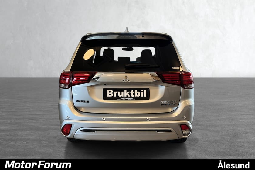 Bilde 3 av Mitsubishi Outlander PHEV INTENSE+-FERSK SERVICE+EU-LAV KM-FULL HISTORIKK-1 EIER