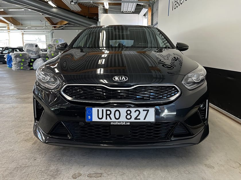 Bild 3 av Kia Ceed Sportswagon Plug-in Hybrid 141hk Panorama Drag Nav