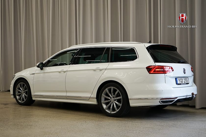Bild 4 av Volkswagen Passat Sportscombi 2.0 TDI 4M GT R-line Executive Dvärm Drag Kamera Rattvä