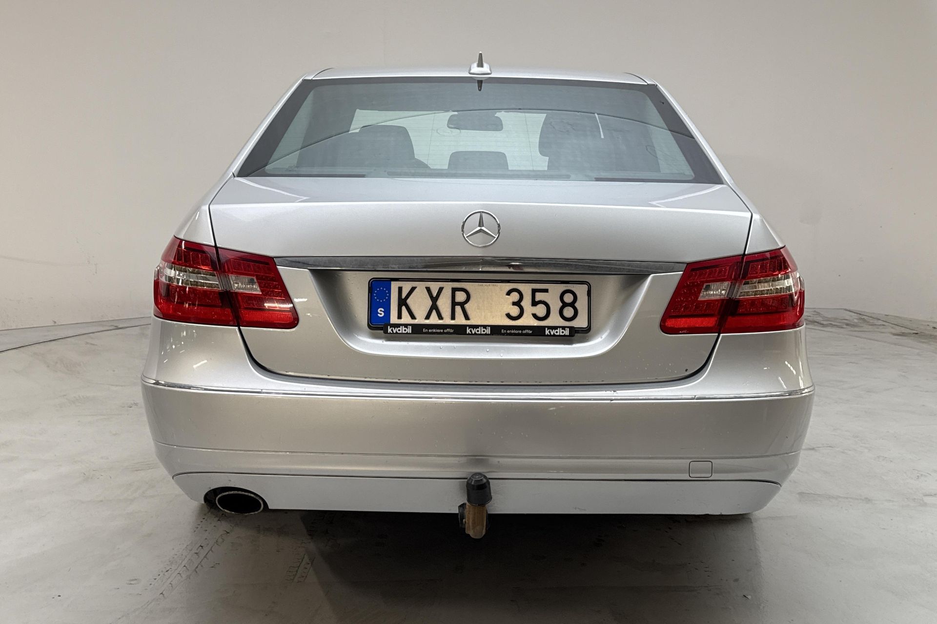 Mercedes-Benz E 200 BlueEFFICIENCY 2011, bild 6/10