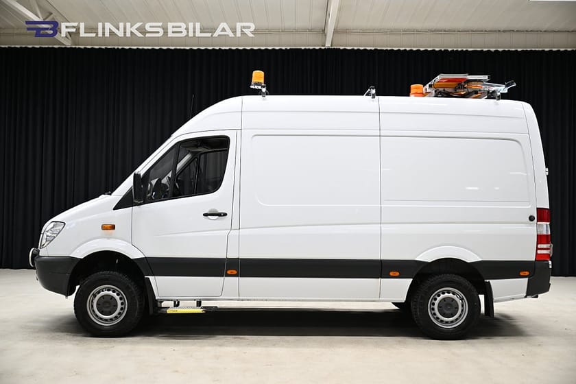 Bild 2 av Mercedes-Benz Sprinter 316 CDI 4x4 Skåpbil 163HK Automat|Servicebil|Inredd|EnÄgare|Leasbar