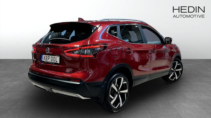 Bild 2 av Nissan Qashqai 1.3 DIG-T / Panoramatak / 360° kamera /