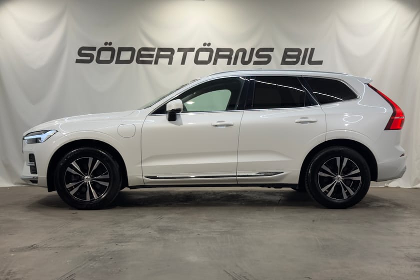 Bild 3 av Volvo XC60 Recharge T6 AWD CORE GOOGLE PANORAMA KAMERA VOC MOMSBIL