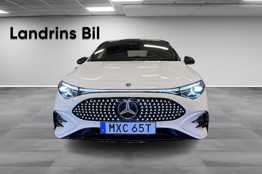 Bild 2 av Mercedes-Benz CLA 250+