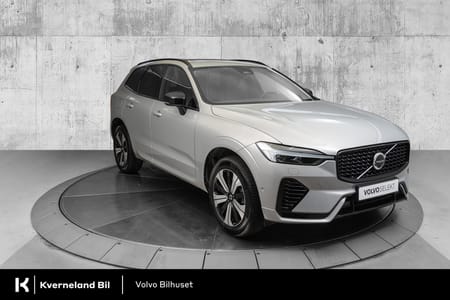 Volvo XC60 T8II Ultimate Dark H&K/HUD/360/Hengerfeste
