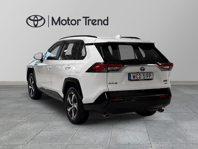 Bild 2 av Toyota RAV4 Plug-in Hybrid Active Drag Vinterhjul