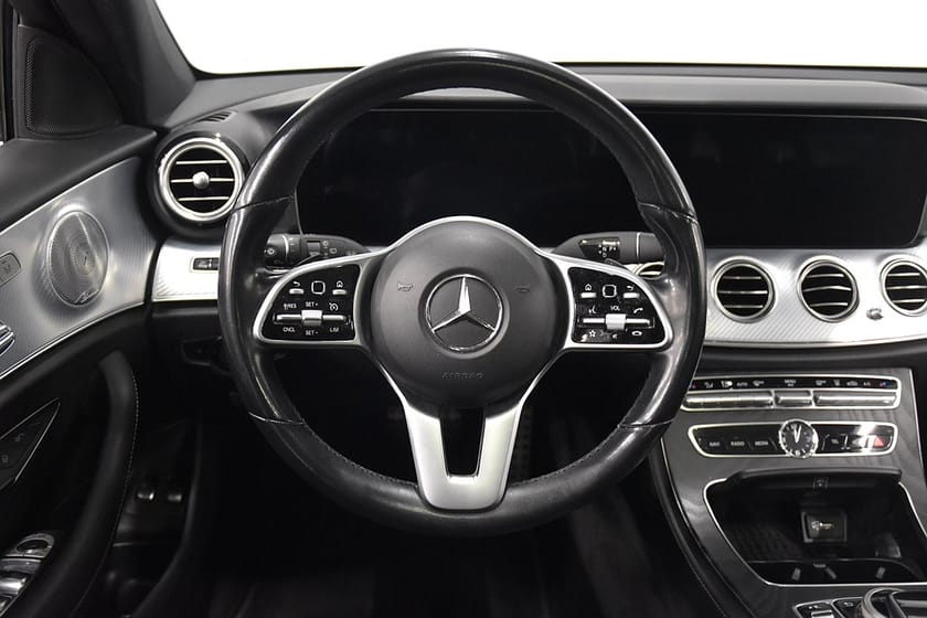 Bild 2 av Mercedes-Benz E 220 d 4MATIC All-Terrain