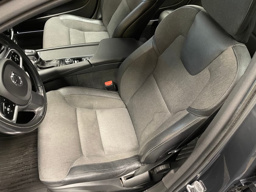 Bild 4 av Volvo V90 D3 Momentum Advanced Edition