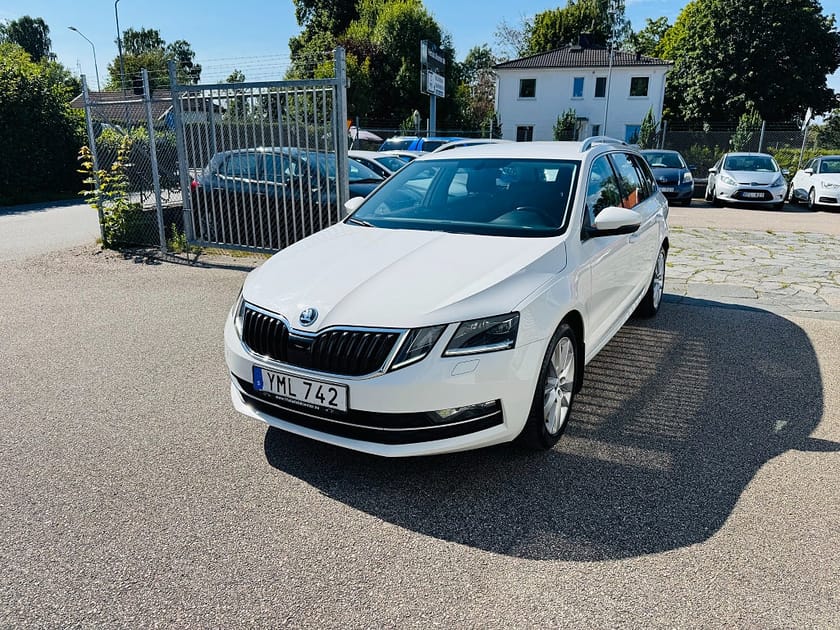 Bild 2 av Škoda Octavia Kombi Skoda 1.4 TSI 110HK G-TEC STYLE / DRAG / CARPLAY