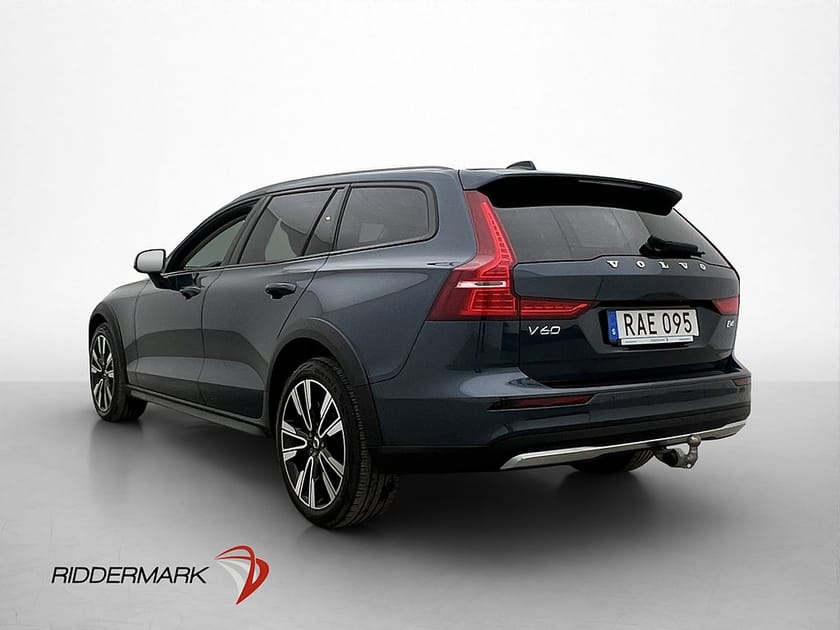 Bild 5 av Volvo V60 Cross Country B4 AWD Inscription D-Värm Drag Skinn