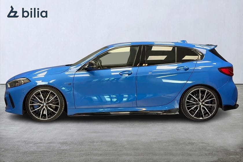 Bild 4 av BMW M135i xDrive xDrive/M-Sport/HuD/H&K/Maxton/Keyless