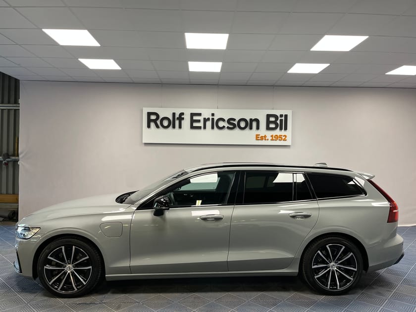 Bild 2 av Volvo V60 T6 Plus Dark Edition