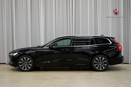 Volvo V60 Recharge T6 AWD Core Drag P-värme Kamera Carplay MOMS