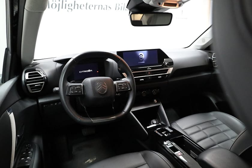 Bild 3 av Citroën C4 X Hybrid 145 e-DSC / Aut/ Navigation  / Apple Carplay