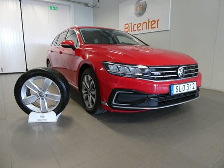 Volkswagen Passat Sportscombi GTE 1.4 TSI Aut-Kamera-Navi-Värm-Pano*Nyservad*-SoV