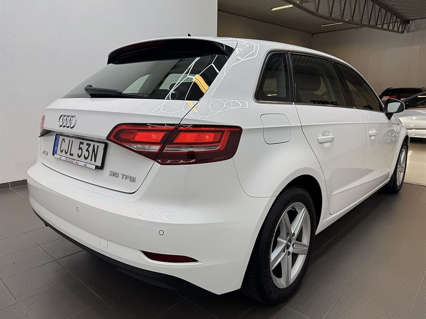 Bild 3 av Audi A3 Sportback 35 TFSI 150hk AdaptivF/Carplay