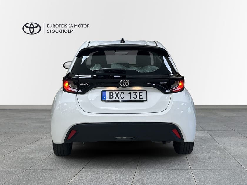 Bild 4 av Toyota Yaris Hybrid 115 1,5 5D ACTIVE KOMFORTPAKET / V-HJUL