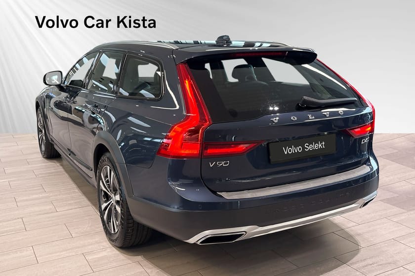 Bild 4 av Volvo V90 Cross Country D4 AWD B-Kam Pano Carplay Drag Blis