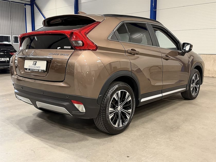 Bild 5 av Mitsubishi Eclipse Cross 1.5 T-MIVEC 163 HK CVT / Business Instyle / Intense /